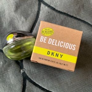 DKNY be delicious 7ml size